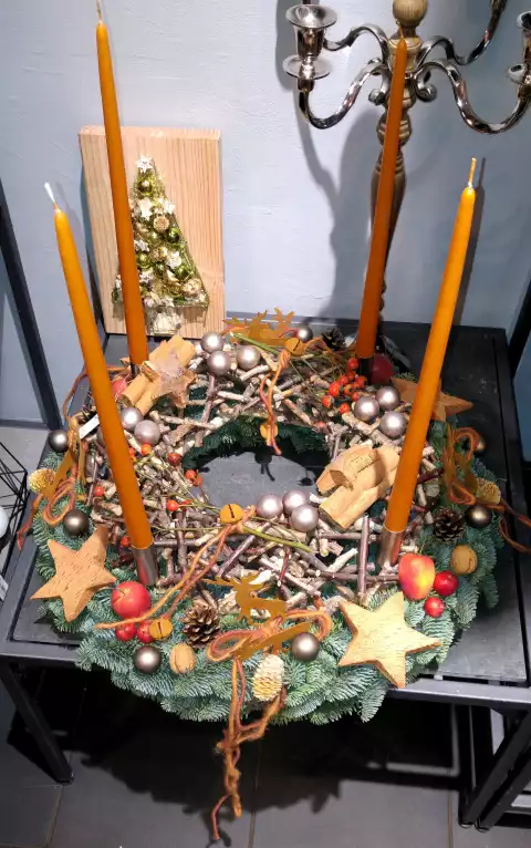 Adventsgestecke und Adventssträuße